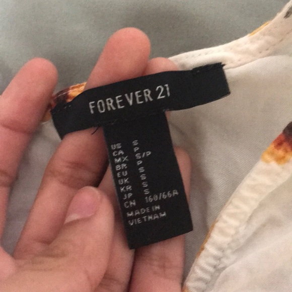 Sunflower forever 21 romper - Picture 3 of 4